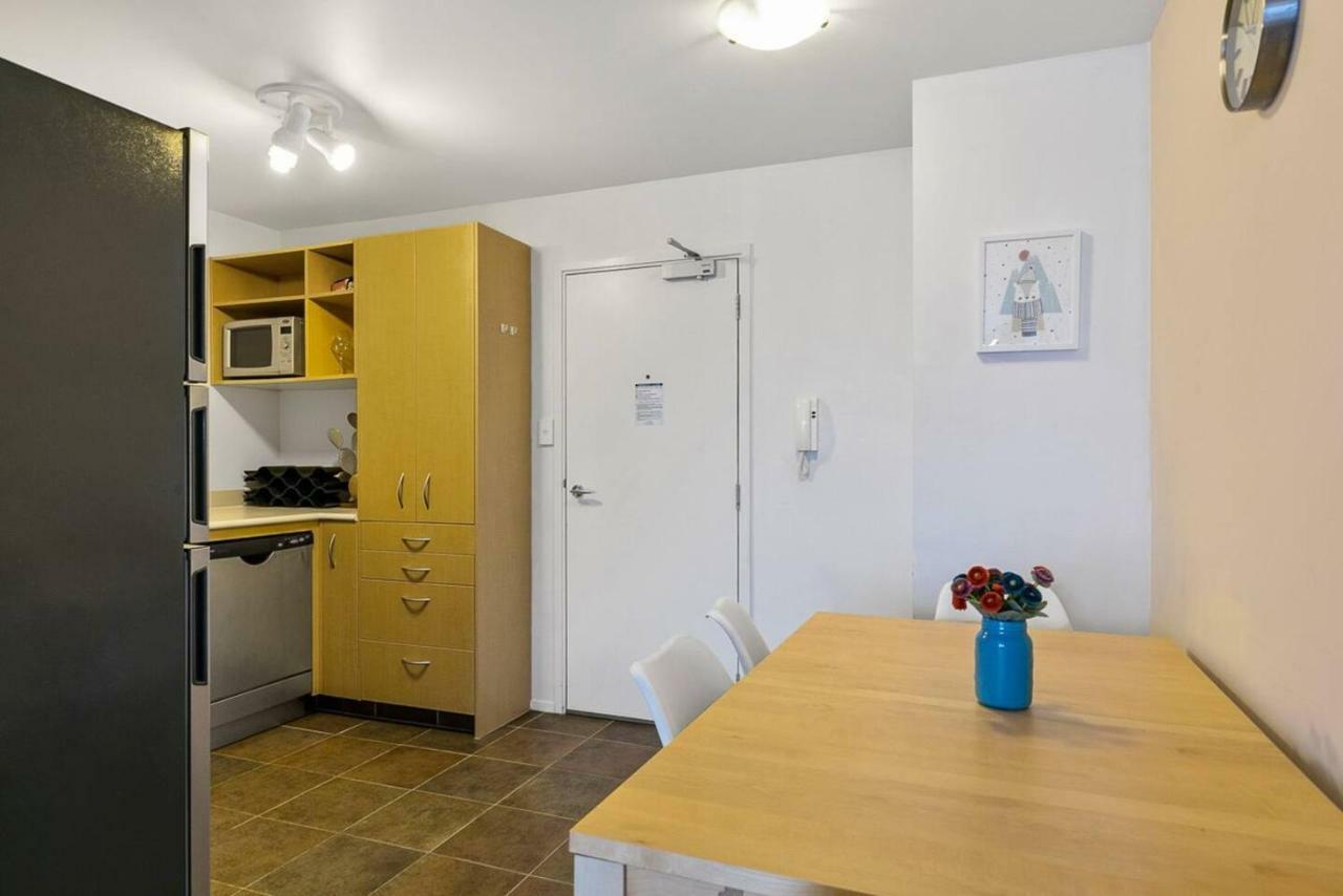 Wonderful Apartment In Quiet Cbd Neighbourhood! Оукланд Екстериор снимка